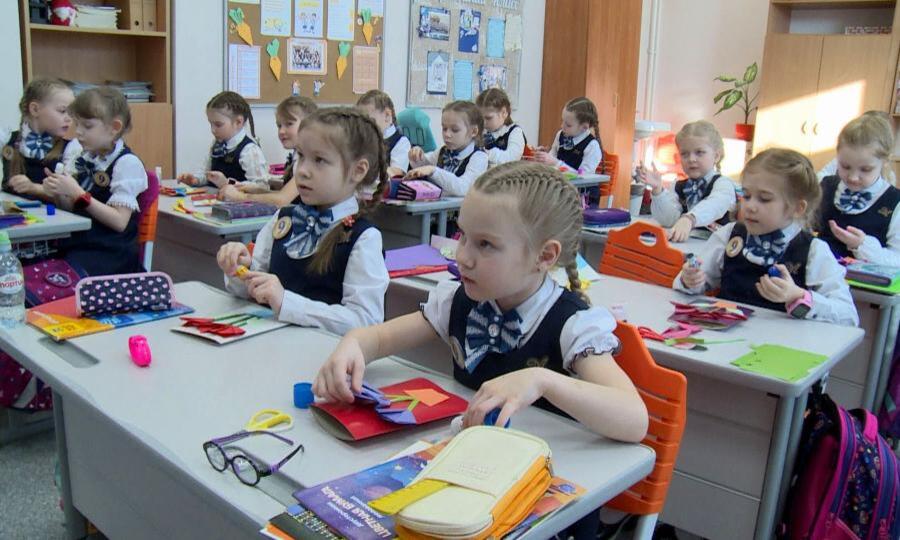 Лучшие традиции российского образования возвращаются в школы