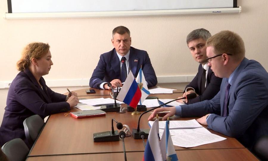 В областном Собрании депутатов обсудили поручения Президента России по развитию ЛПК региона