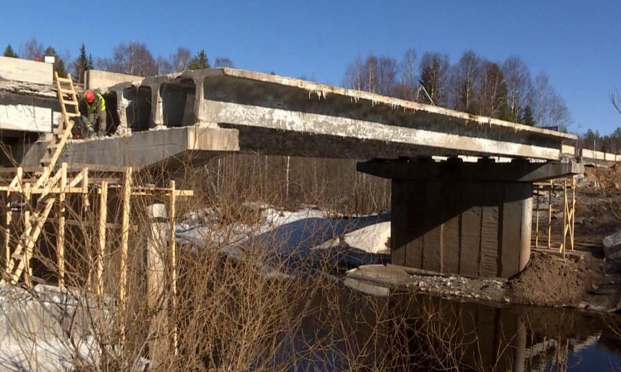 Пять мостов приведут в порядок в Архангельской области в этом году