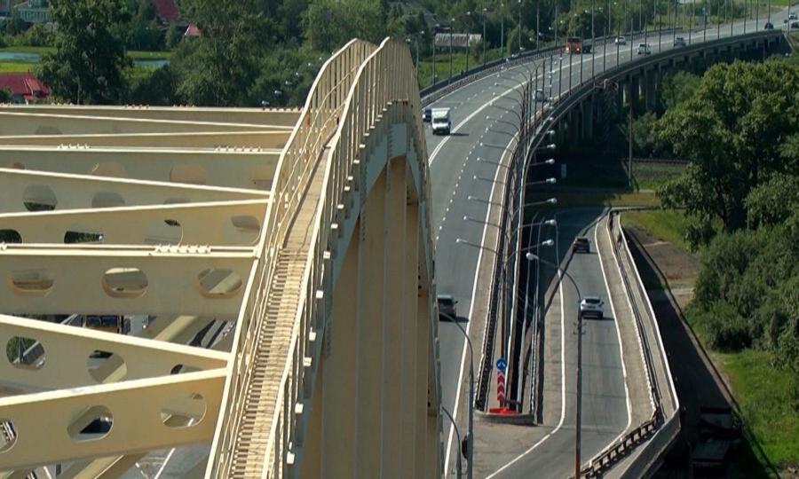 С 1 июня движение по Краснофлотскому мосту перекроют на 15 дней