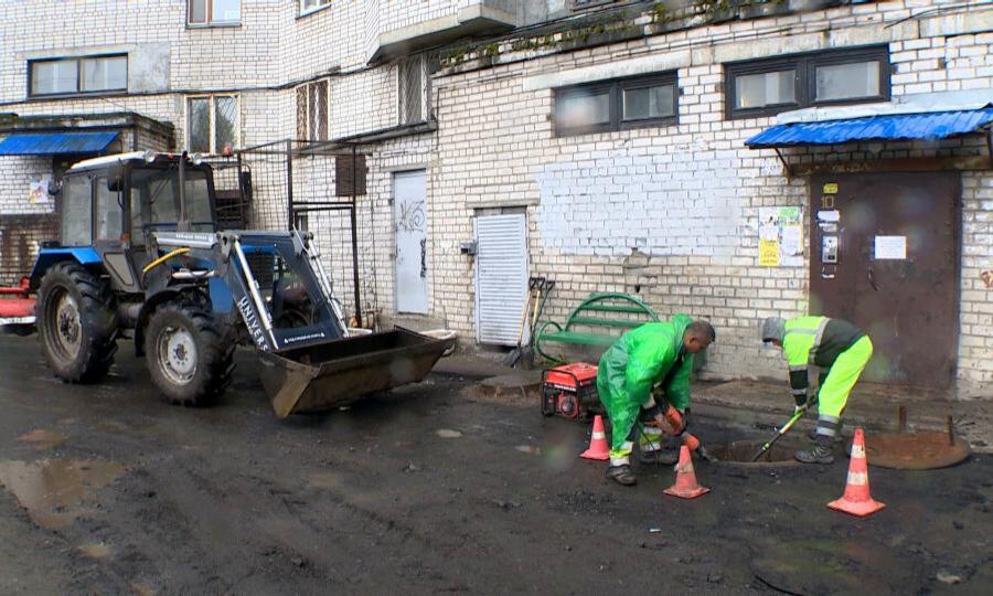 150 миллионов рублей планируют направить в этом сезоне на ремонт дворовых проездов в Архангельске