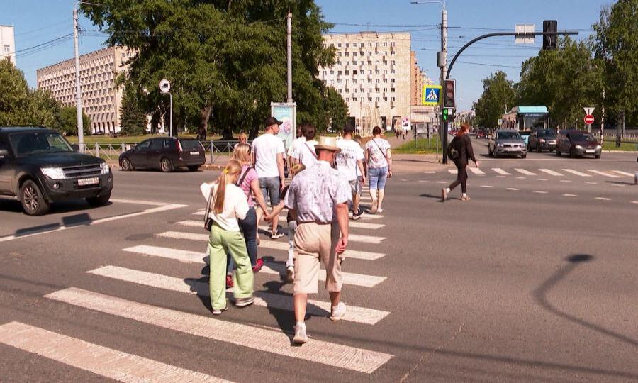 В Архангельске появилась первая диагональная разметка для пешеходов