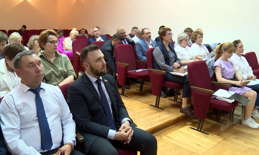 Поддержку ТОС и НКО обсудили участники Координационного совета при Архангельском областном Собрании