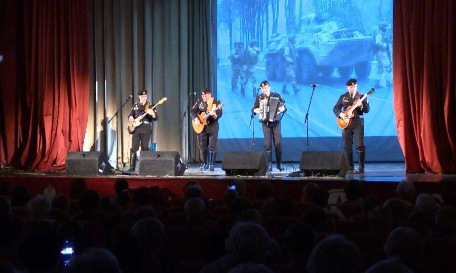 Концерт ансамбля Балтийского флота "Чёрные береты" с большим успехом прошёл в Архангельской области