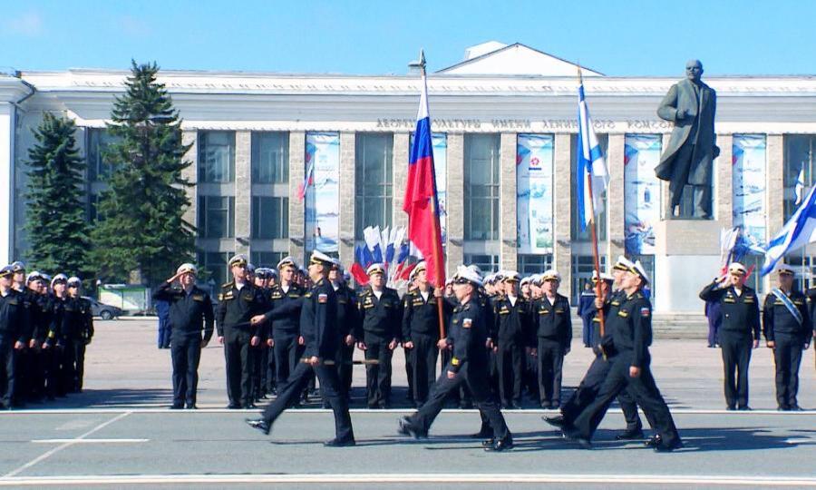 В Северовинске сегодня прошла репетиция парада к Дню ВМФ
