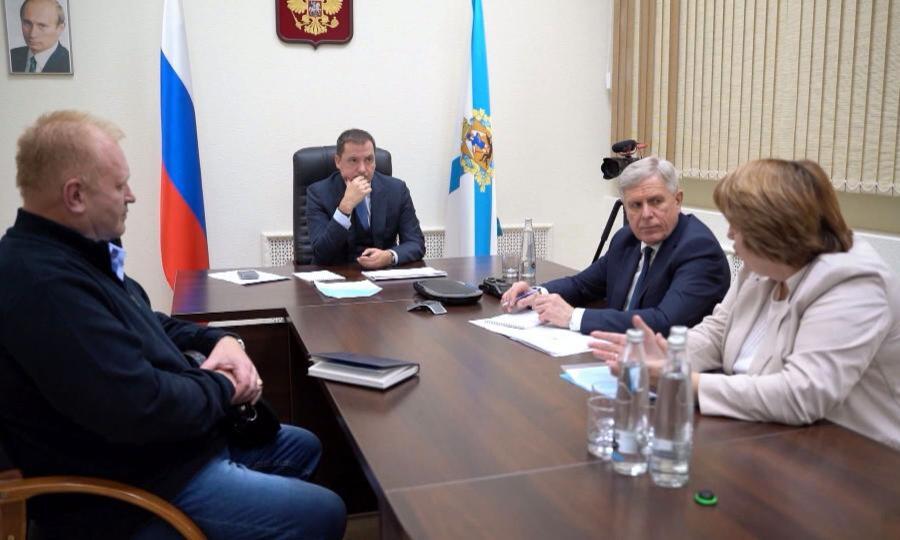 Губернатор Архангельской области Александр Цыбульский провёл личный приём граждан