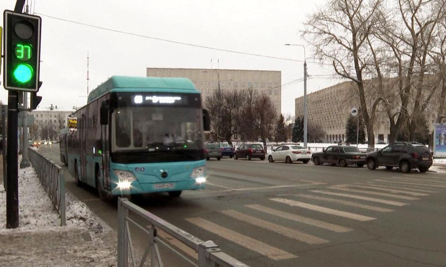 В Архангельске сегодня восстановили движение общественного транспорта по Троицкому проспекту