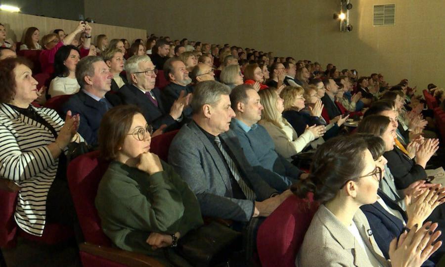 В Архангельске прошло торжественное закрытие Года педагога и наставника