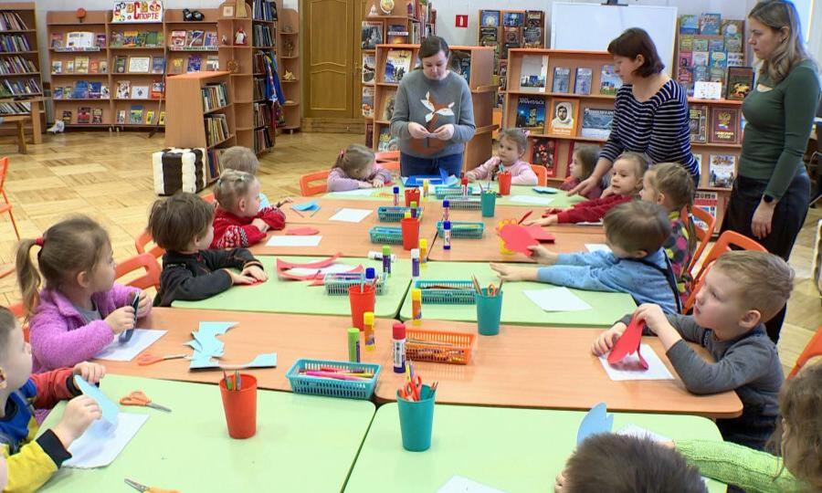 В Архангельской библиотеке имени Гайдара открылась лаборатория «#ЗнайЧитай»