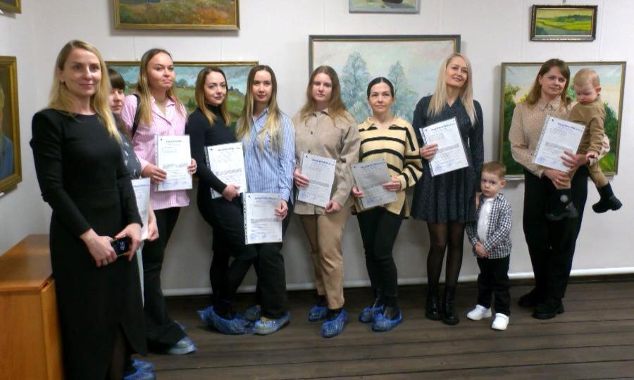 У 11 молодых семей Устьян — счастливое событие