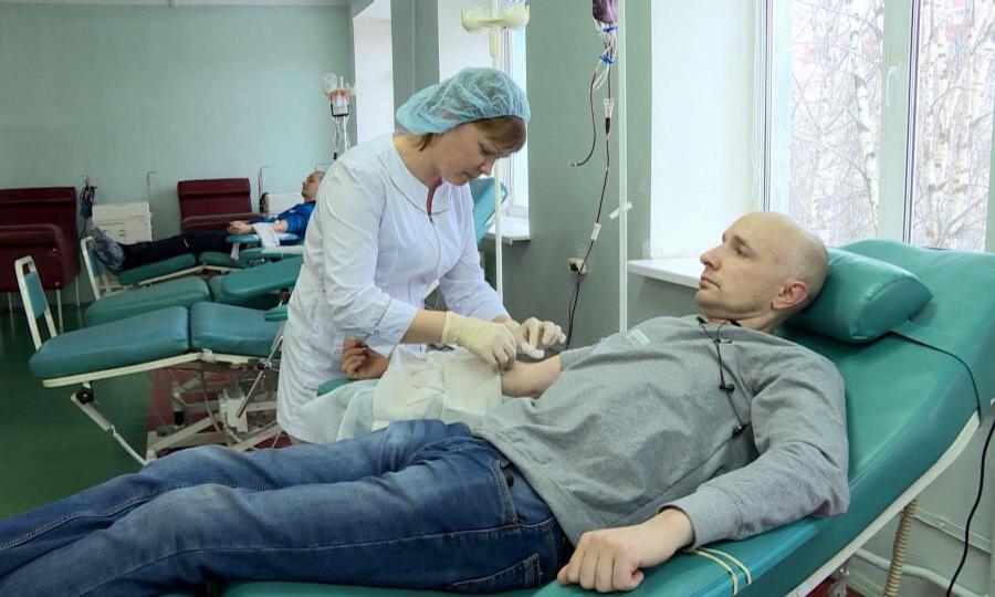 Архангельской станции переливания крови — 85 лет