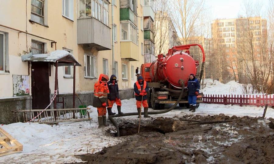 Больше двадцати аварий на сетях в Архангельске устранили коммунальщики за прошлую неделю