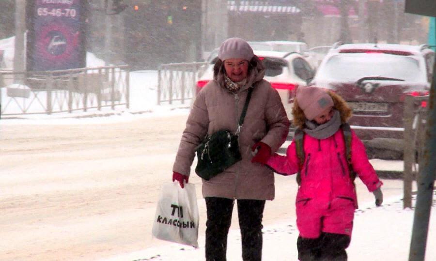 Почти месячную норму снега принёс в регион циклон с Балтийского моря