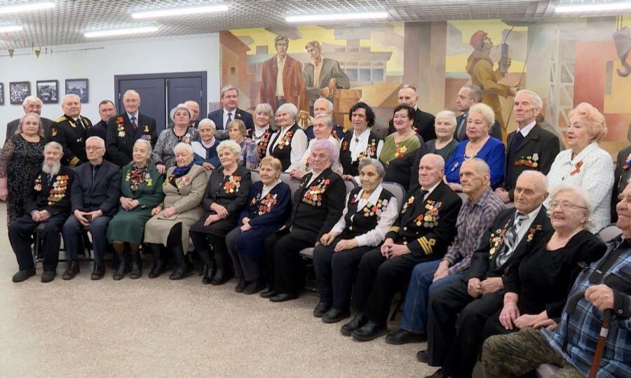 Торжественный приём ветеранов войны провёл глава Архангельска