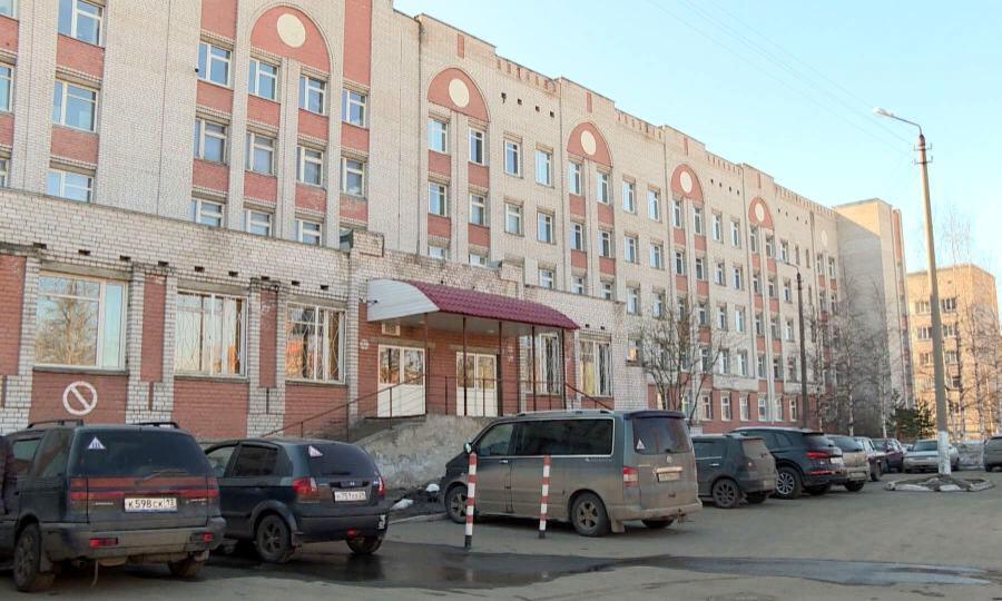 5-летний ребёнок выпал из окна в Соломбальском округе Архангельска