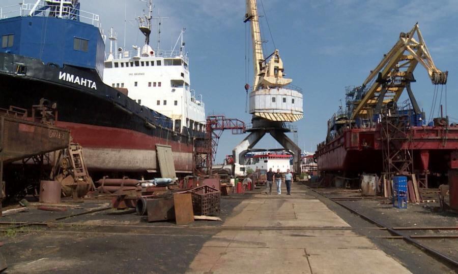Сегодня чествовали коллектив Архангельской ремонтно-эксплуатационной базы флота