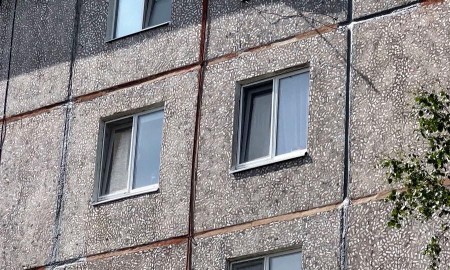 В Новодвинске проводят проверку по факту падения ребёнка из окна