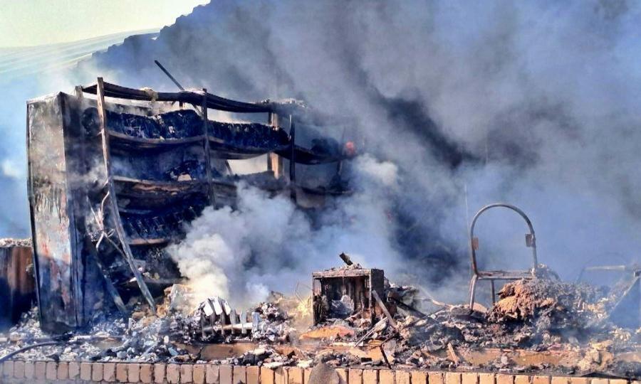 Крупный пожар сегодня тушили в Двинском Березнике